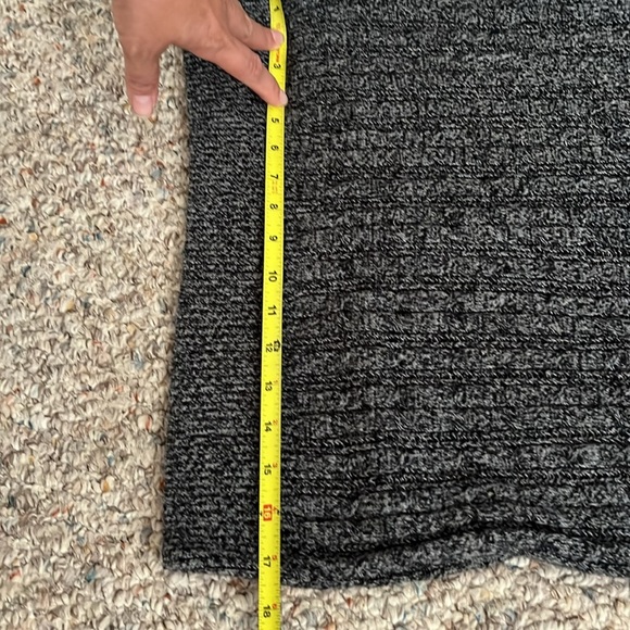 St John’s Bay• Charcoal Grey Cable Knit Sweater, Size XL - Picture 14 of 15